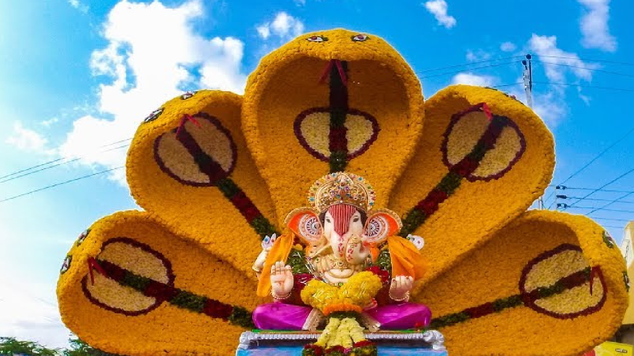 Ganesh Chaturthi Decor Ideas 2022: 5 Easy And Simple Ideas To Decorate Bappa